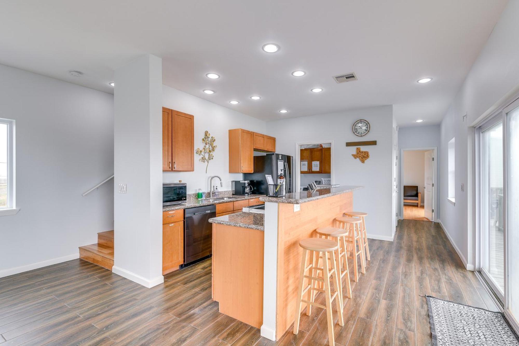 Ocean-View Surfside Home With Boardwalk To Beach! Surfside Beach Extérieur photo