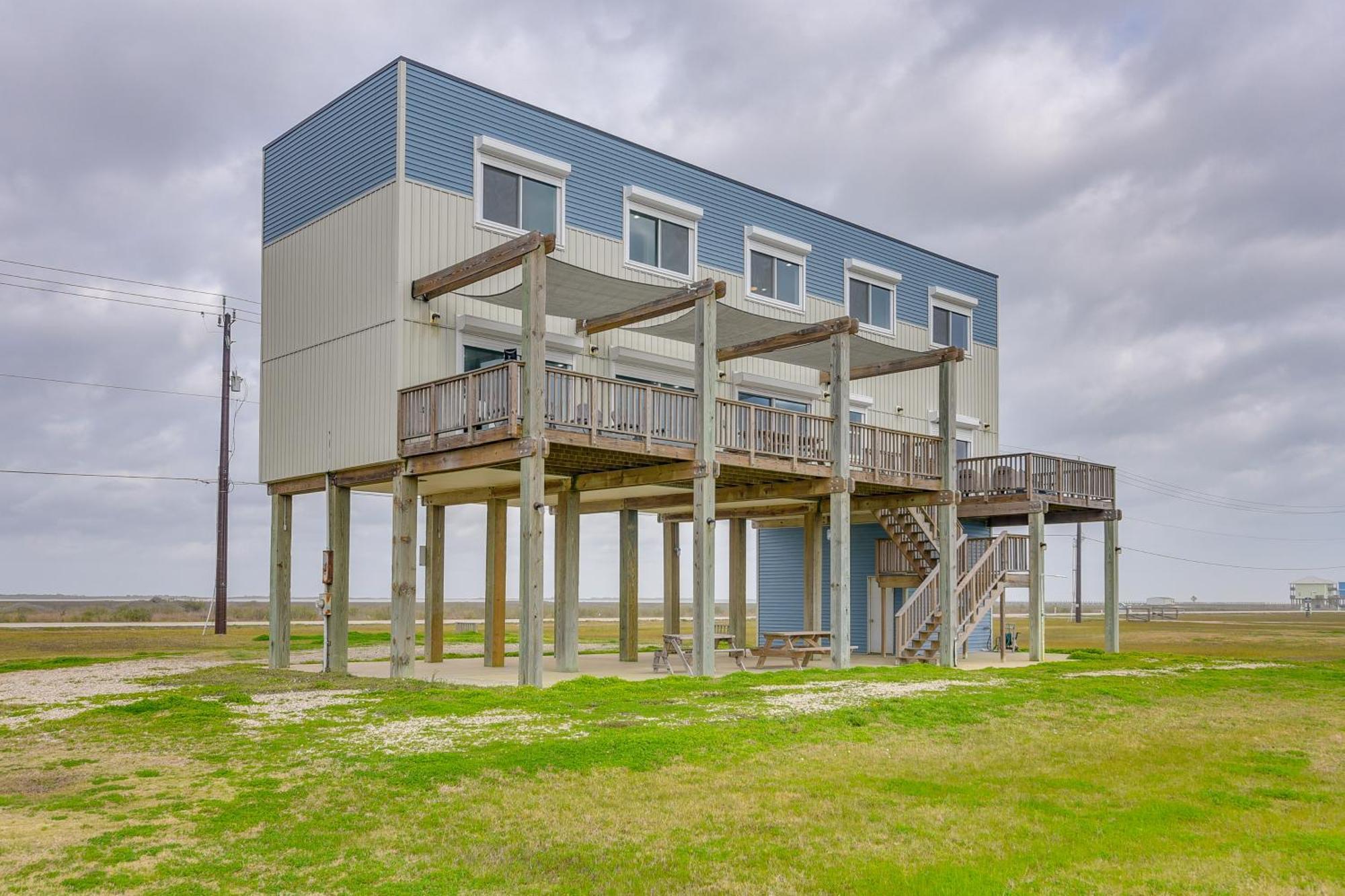 Ocean-View Surfside Home With Boardwalk To Beach! Surfside Beach Extérieur photo