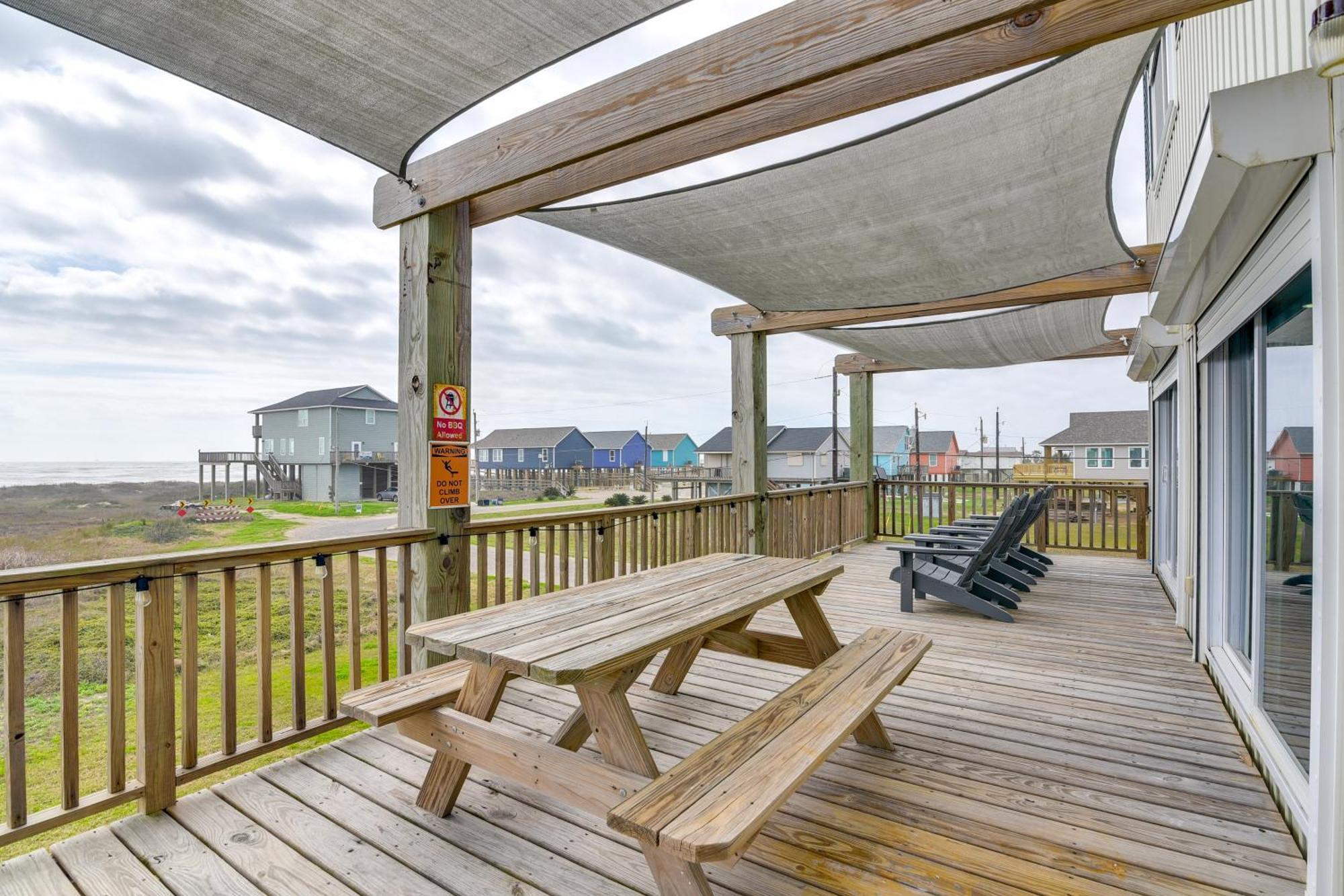 Ocean-View Surfside Home With Boardwalk To Beach! Surfside Beach Extérieur photo